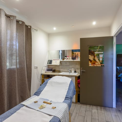 Institut Boté - Saint Isidore - Sourcils & cils Nice - Institut Boté - Saint Isidore - Photo Galerie - OneBooking
