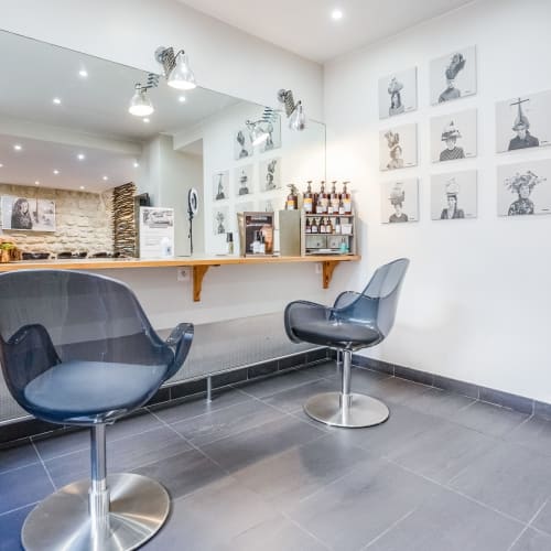 Salon sur Cour - Coiffure Paris - Salon sur Cour - Photo Galerie - OneBooking