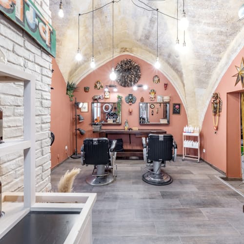 Cut My Bangs - Coiffure Montpellier - Cut My Bangs - Photo Galerie - OneBooking