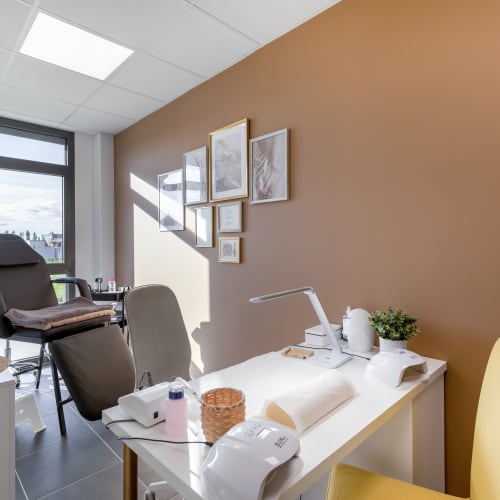 Institut Naguia - Just Beauty - Coiffure Saint-Paul-Trois-Châteaux - Institut Naguia - Just Beauty - Photo Galerie - OneBooking