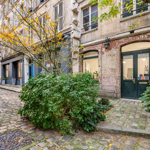 Le Regard Revolver - Sourcils & cils Paris - Le Regard Revolver - Photo Galerie - OneBooking