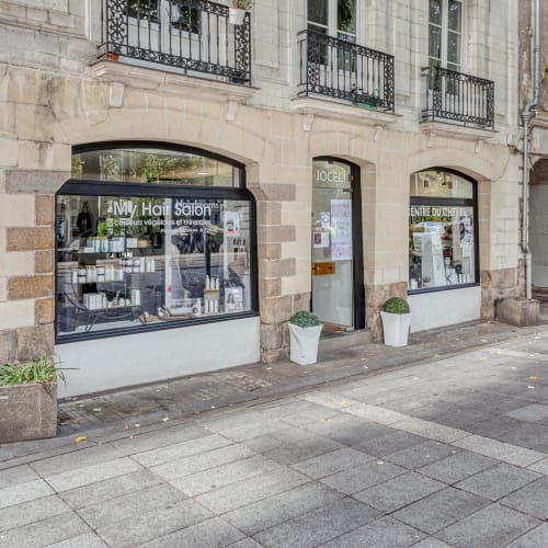 Centre du cheveu Joceli - Coiffure Nantes - Centre du cheveu Joceli - Photo Galerie - OneBooking
