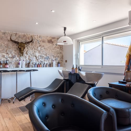 ADIVINANGE - L'Atelier Coiffure  : Saint Maximin - Coiffure Saint-Maximin-la-Sainte-Baume - ADIVINANGE - L'Atelier Coiffure  : Saint Maximin - Photo Galerie - OneBooking