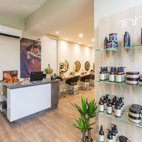 Le salon Angel et Gwen - Maison 211 - Coiffure Castres - Le salon Angel et Gwen - Maison 211 - Photo Galerie - OneBooking