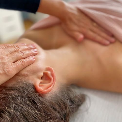Massage Soin Kobido Isabelle Piel - Sourcils & cils Fontenay-sous-Bois - Massage Soin Kobido Isabelle Piel - Photo Galerie - OneBooking