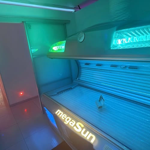 B&B Sun - Centre de bronzage - Institut de beauté Saint-Étienne - B&B Sun - Centre de bronzage - Photo Galerie - OneBooking