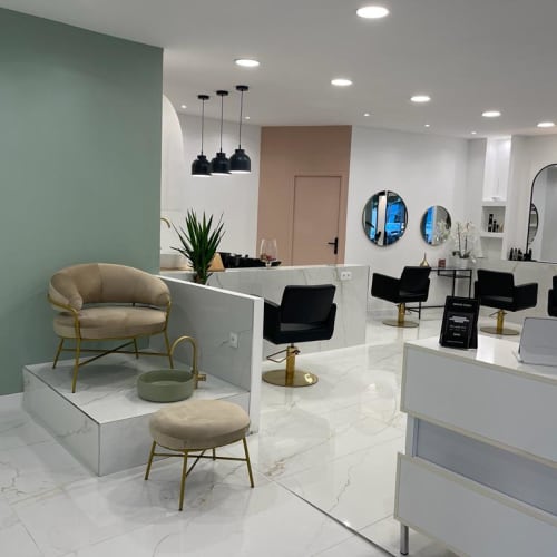 BLUSH Concept (ancien Mya Coiffure) - Massage Marseille - BLUSH Concept (ancien Mya Coiffure) - Photo Galerie - OneBooking