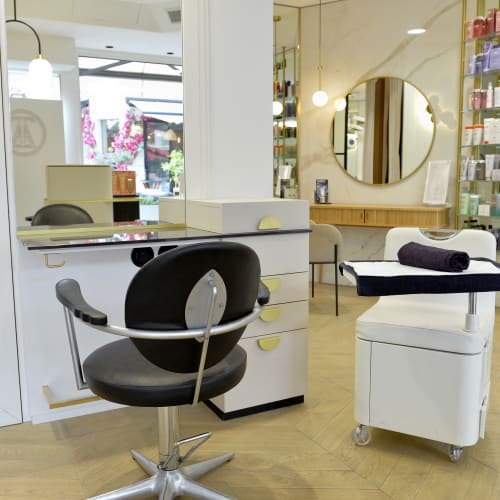 Thierry Antoine - Coiffure Esthétique - Soin visage Nice - Thierry Antoine - Coiffure Esthétique - Photo Galerie - OneBooking