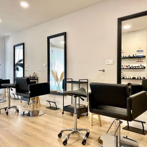 Claire M (chez maison Roquelongue) - Coiffure Toulouse - Claire M (chez maison Roquelongue) - Photo Galerie - OneBooking