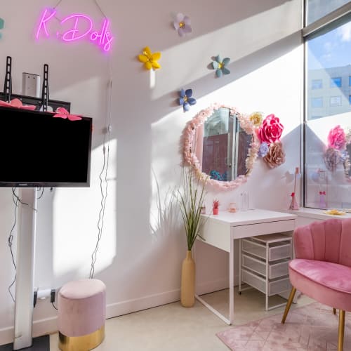 Kdolls Cosmetics - Coiffure Noisy-le-Grand - Kdolls Cosmetics - Photo Galerie - OneBooking