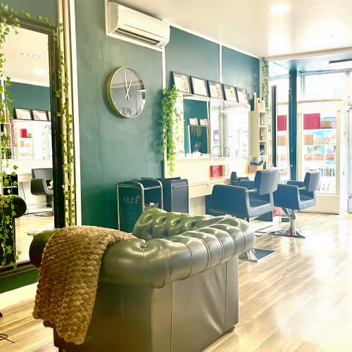 Roberto Stari - Tassin - Coiffure Tassin-la-Demi-Lune - Roberto Stari - Tassin - Photo Galerie - OneBooking