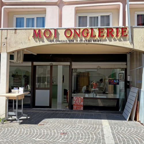 MOI Ongles & Head Spa & Cils - Institut de beauté Vitrolles - MOI Ongles & Head Spa & Cils - Photo Galerie - OneBooking