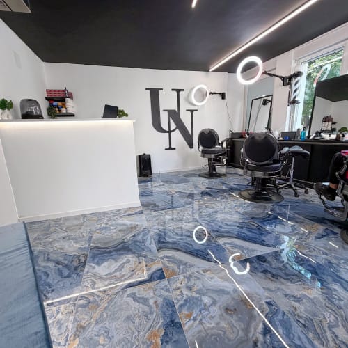 Univers noir - Barbier Strasbourg - Univers noir - Photo Galerie - OneBooking