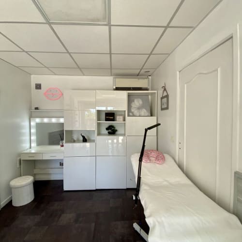 Beauty Bar By Eya - Sourcils & cils Grasse - Beauty Bar By Eya - Photo Galerie - OneBooking