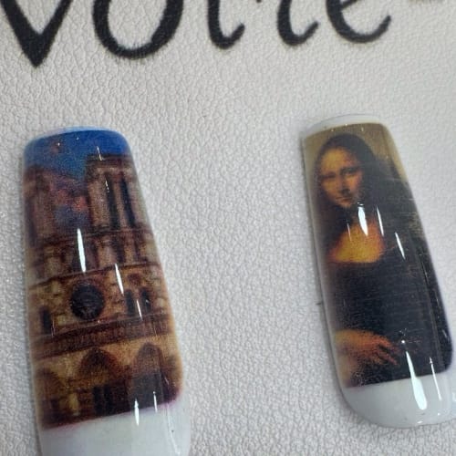 Ongles Notre-Dame Nails & Regard - Institut de beauté Paris - Ongles Notre-Dame Nails & Regard - Photo Galerie - OneBooking