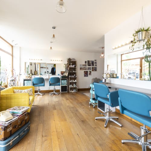 Mily Cuts Coiffure - Coiffure Toulouse - Mily Cuts Coiffure - Photo Galerie - OneBooking