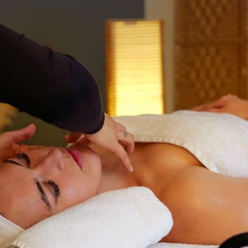 Maison Azura - Sourcils & cils Niort - Maison Azura - Photo Galerie - OneBooking