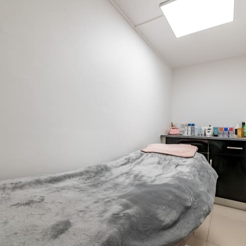 Eternail - Onglerie Toulouse - Eternail - Photo Galerie - OneBooking