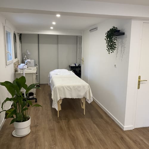 Euphoria institut - Sourcils & cils Aubagne - Euphoria institut - Photo Galerie - OneBooking