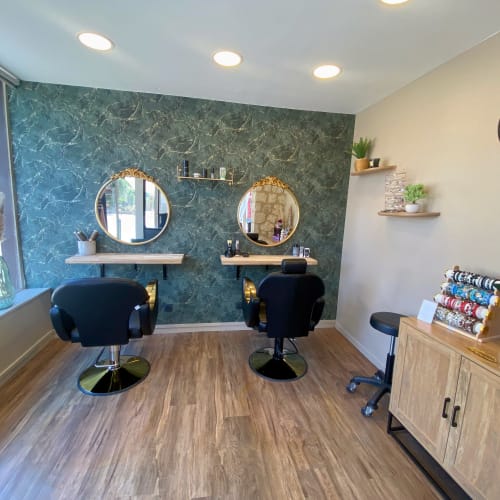Élégance (Lounge coiffure) - Coiffure Lisieux - Élégance (Lounge coiffure) - Photo Galerie - OneBooking