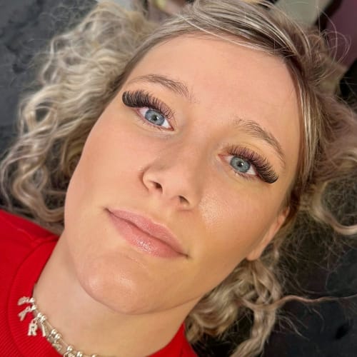 Eternellement Femme - Sourcils & cils Bourges - Eternellement Femme - Photo Galerie - OneBooking