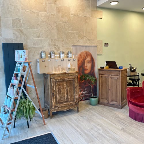 Tete en l'hair - Coiffure Lisieux - Tete en l'hair - Photo Galerie - OneBooking