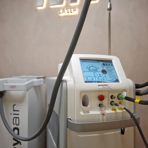 YETY LASER - Barbier Paris - YETY LASER - Photo Galerie - OneBooking