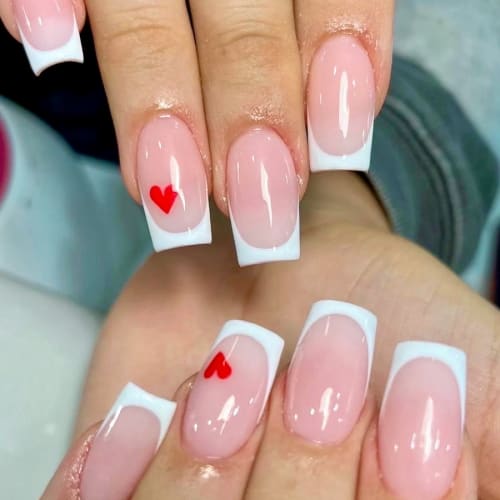 DS NAILS & CILS - Institut de beauté Marseille - DS NAILS & CILS - Photo Galerie - OneBooking