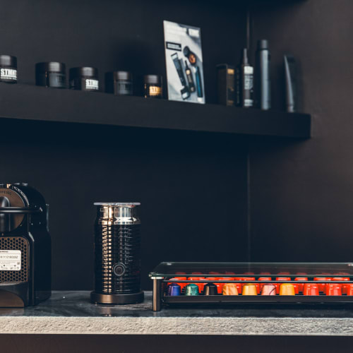 LE STUDIO CONCEPT STORE - Barbier Marseille - LE STUDIO CONCEPT STORE - Photo Galerie - OneBooking