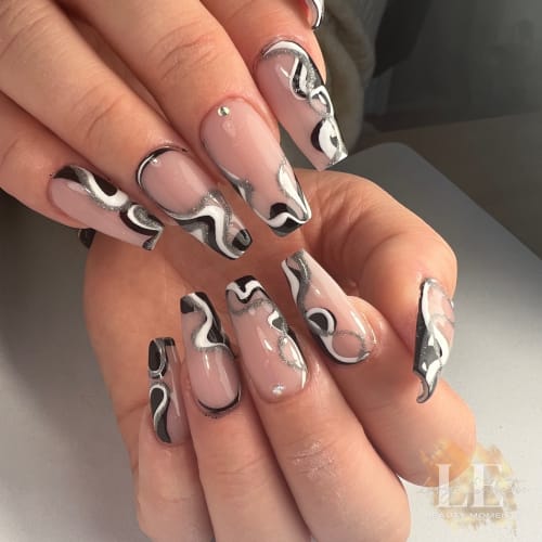 L'institut By Maryn'ails - Coiffure Thionville - L'institut By Maryn'ails - Photo Galerie - OneBooking