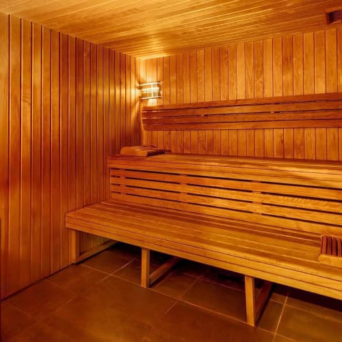 SPA Hôtel Central Park - Sourcils & cils La Rochelle - SPA Hôtel Central Park - Photo Galerie - OneBooking