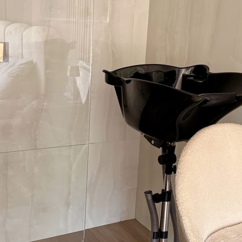 LM coiffé - Coiffure Villeneuve-Loubet - LM coiffé - Photo Galerie - OneBooking