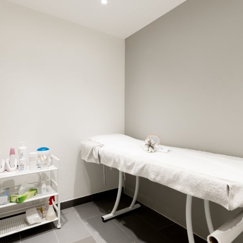 Natural Beauty - Onglerie Aubervilliers - Natural Beauty - Photo Galerie - OneBooking