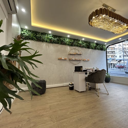 Nails Art Vita - Institut de beauté Toulon - Nails Art Vita - Photo Galerie - OneBooking