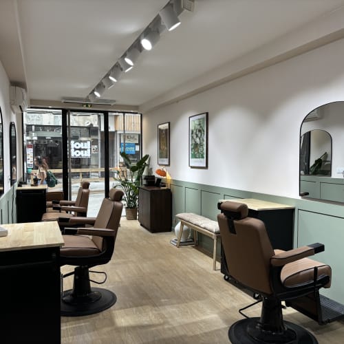 Pöme - François Troussier - Barbier Paris - Pöme - François Troussier - Photo Galerie - OneBooking