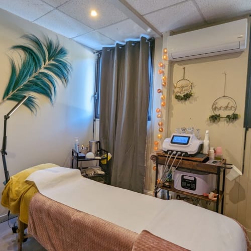 Futurskinny - Sourcils & cils Narbonne - Futurskinny - Photo Galerie - OneBooking