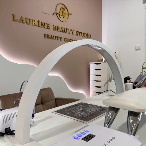 Laurine Beauty Studio - Onglerie Toulon - Laurine Beauty Studio - Photo Galerie - OneBooking