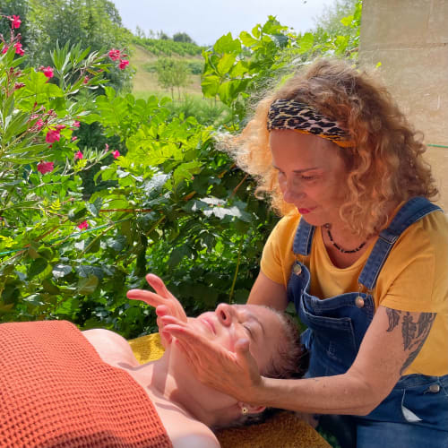 Valérie Lorenzo Massages, Kobido, Hypnose, Reiki et Yoga - Institut de beauté Bordeaux - Valérie Lorenzo Massages, Kobido, Hypnose, Reiki et Yoga - Photo Galerie - OneBooking