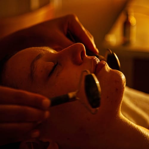 Vanina Rituels - Kobido et Massages bien-être - Sourcils & cils Clichy - Vanina Rituels - Kobido et Massages bien-être - Photo Galerie - OneBooking