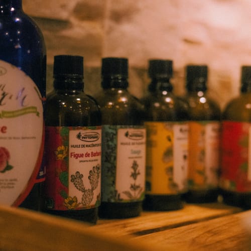Aroma Bien être - Sourcils & cils Avignon - Aroma Bien être - Photo Galerie - OneBooking