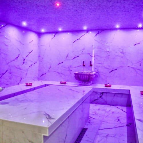 IZEY • Coiffure • Hammam  • Soins - Onglerie Mulhouse - IZEY • Coiffure • Hammam  • Soins - Photo Galerie - OneBooking