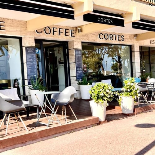 Salon Cortès - Institut de beauté Antibes - Salon Cortès - Photo Galerie - OneBooking
