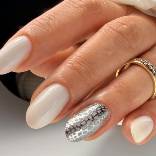 Margaux Beauty Studio - Onglerie Pau - Margaux Beauty Studio - Photo Galerie - OneBooking
