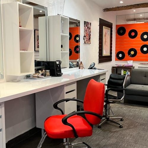 La Signature by NJS - Coiffure Toulon - La Signature by NJS - Photo Galerie - OneBooking