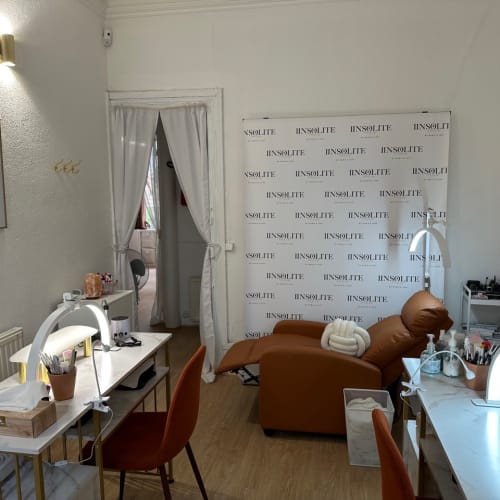 Insolite Paris - Sourcils & cils Suresnes - Insolite Paris - Photo Galerie - OneBooking