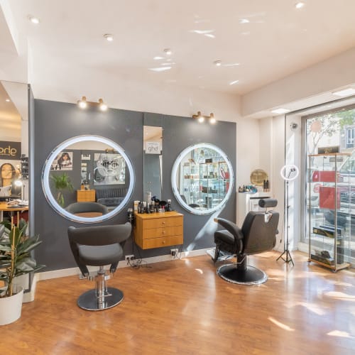 REGAL HAIRS - Barbier Marseille - REGAL HAIRS - Photo Galerie - OneBooking
