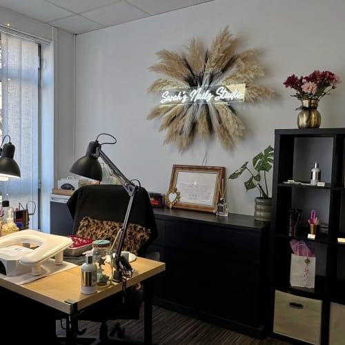 SARAH'S NAILS STUDIO - Sourcils & cils Évreux - SARAH'S NAILS STUDIO - Photo Galerie - OneBooking