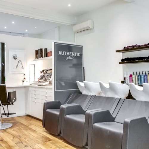Authentic Coiffure - Carmes - Coiffure Toulouse - Authentic Coiffure - Carmes - Photo Galerie - OneBooking
