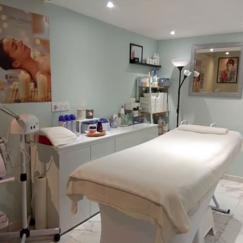 Atelier de beauté CR - Sourcils & cils Nice - Atelier de beauté CR - Photo Galerie - OneBooking