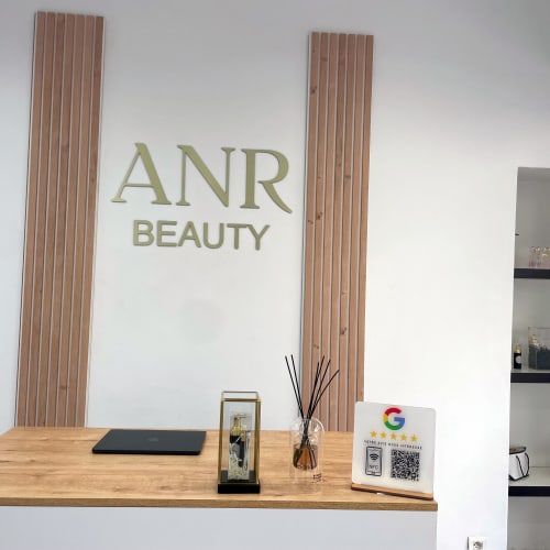 ANR beauty - Sourcils & cils Nîmes - ANR beauty - Photo Galerie - OneBooking